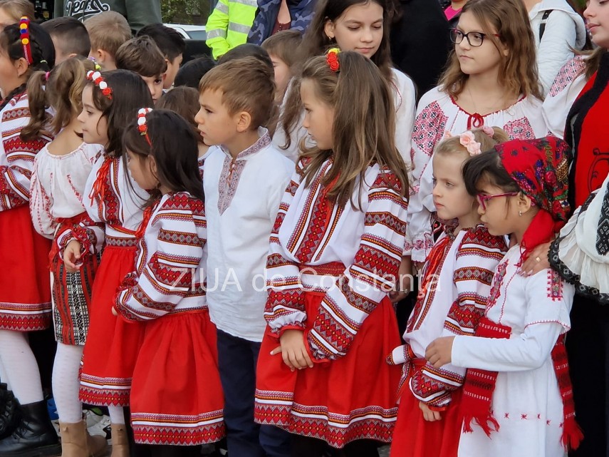 Ziua Dobrogei La Constan A Ceremonie Cu Depunere De Coroane La