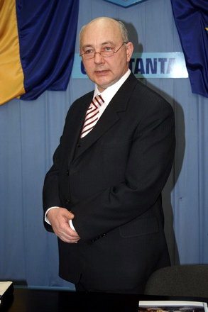 pupi_-_mircea_iustian_12.jpg