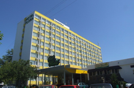 xenoti-HotelFlora.jpg