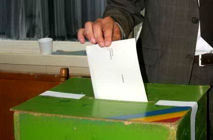08_referendum_urna_vot.jpg