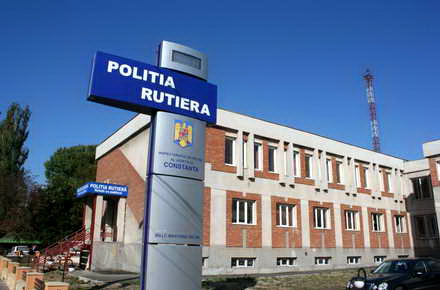 06_accident_sediu_Politia_rutiera.jpg