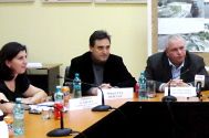 Deputatul Mihai Lupu, Nicuşor Constantinescu şi ministrul Culturii Puiu Haşotti, iniţiatorii reabilitării falezei din Medgidia