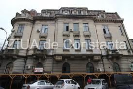 Clădirea Policlinicii cu Plată de pe strada Ștefan cel Mare ar urma să fie reabilitată. Al cui este imobilul? 