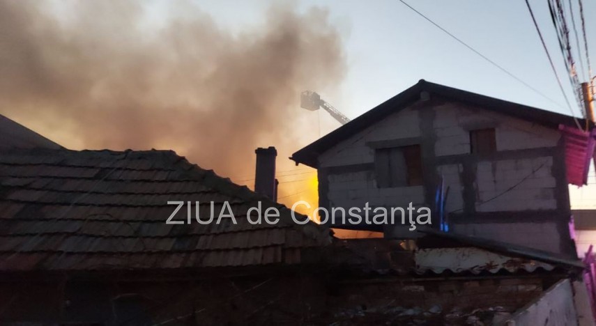 Știri Constanța azi UPDATE LIVE Incendiu la o casă din Palazu Mare