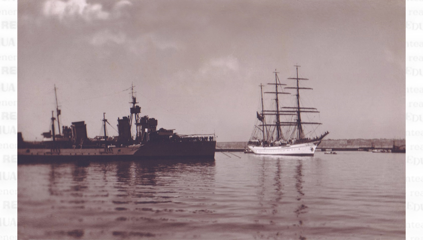 17 mai 1939. Întâmpinarea navei-școală „Mircea” la sosirea în portul Constanța