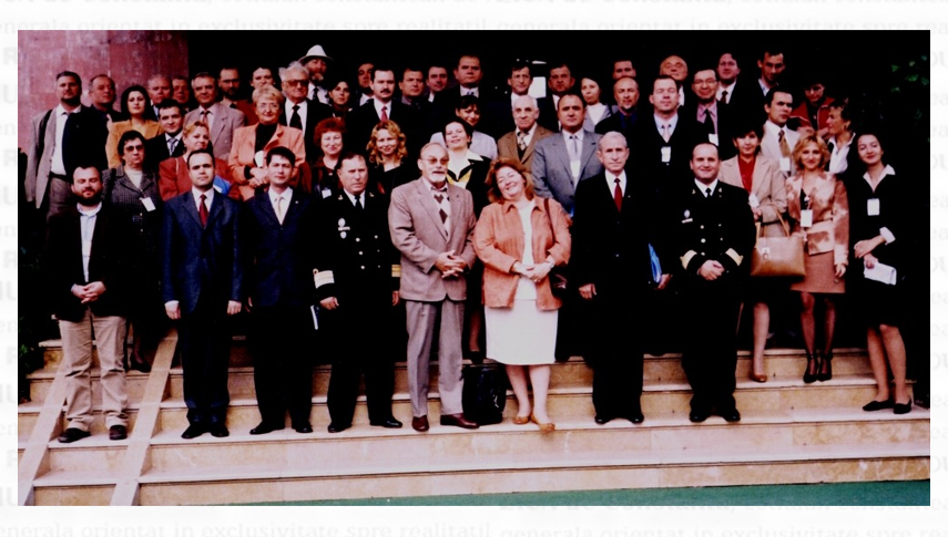 6 octombrie 2004. Participanții la primul Congres Internațional de Istorie Navală din România, organizat la Hotelul „Perla” din Mamaia