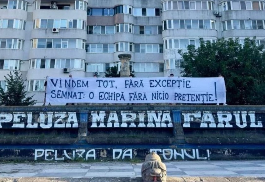 Fani ai Farului, acțiune de protest. Sursa foto: Facebook (Peluza Marină – Farul)