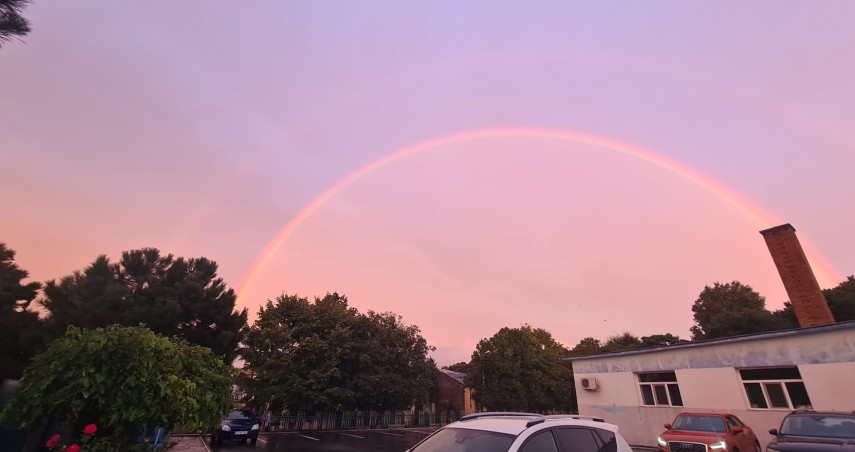 Curcubeu la Constanța. Sursa foto: Facebook (Nicolae Tiberiu Tudor)