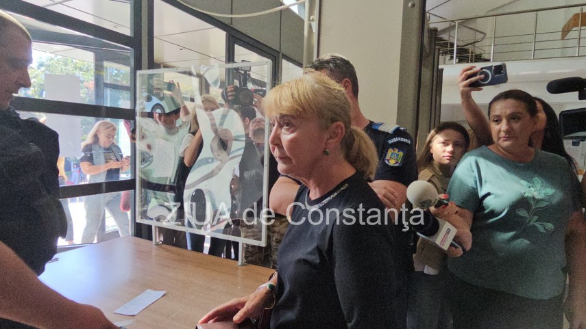 Monica Macovei la Palatul de Justiție - sursa: ZIUA de Constanța