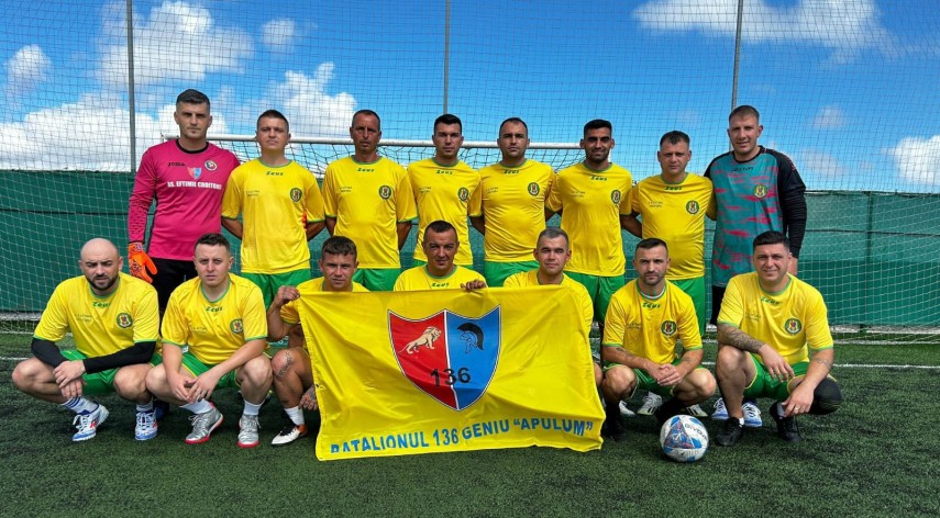 Echipa de minifotbal a Batalionului 136 Geniu „Apulum“ Alba Iulia. Sursa foto galerie: Facebook (Liga Militarilor Profesioniști)