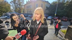 Monica Macovei a ajuns la Curtea de Apel Constanța! Astăzi așteptată pronunțarea în dosarul în care este condamnată la 6 luni de închisoare cu suspendare (VIDEO)