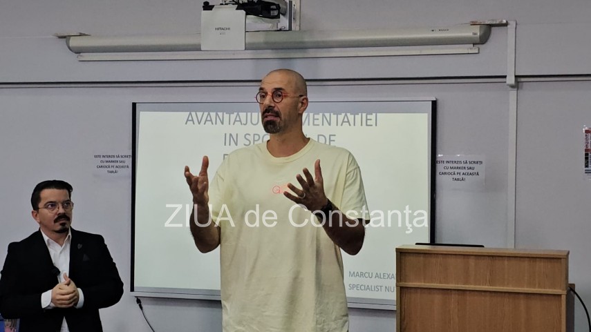 Virgil Stănescu și Andrei Talpeș, directorul CSM Constanța. Sursa foto: ZIUA de Constanța 