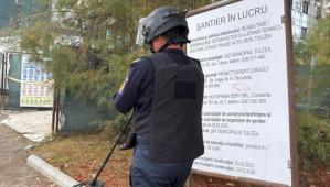 Echipajul pirotehnic al ISU Delta Tulcea a ridicat un element de muniţie rămas neexplodat din timpul conflictelor armate (FOTO+VIDEO)