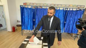 #Alegeri Prezidențiale Nicolae Vlahu a votat la Școala nr. 16 din Constanța (GALERIE FOTO+VIDEO)