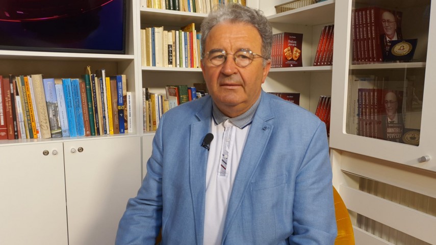 Prof. dr. Vasile Nicoară,directorul Colegiului Național „Mircea cel Bătrân“ Constanța