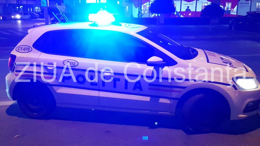 Mașină de poliție