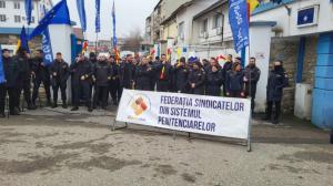 Protest la Penitenciarul Târgu Jiu. Ce nemulțumiri au angajații (VIDEO)