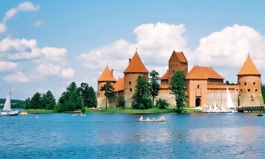 Castelul de pe Insula Trakai, sursa foto: wikipedia.org 