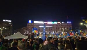 Peste 10.000 de oameni la mitingul „EuRo Manifest”, în Piaţa Victoriei. „Inima noastră bate pentru Europa“ (FOTO+VIDEO)